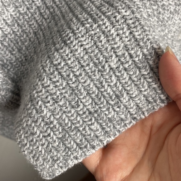 J Crew Factory Textured cotton V-neck pullover sweater in light grey size XXS - Picture 8 of 12